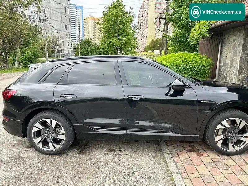 Audi e-tron 2020, фото з оголошення 2 з 8, VIN WA1AAAGE7MB021795