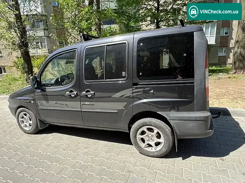 Fiat Doblo 2005, фото з оголошення 2 з 8, VIN ZFA22300005309986
