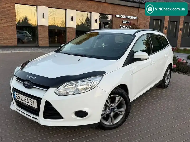 Ford Focus 2013, фото з оголошення 1 з 10, VIN WF0LXXGCBLDG48527