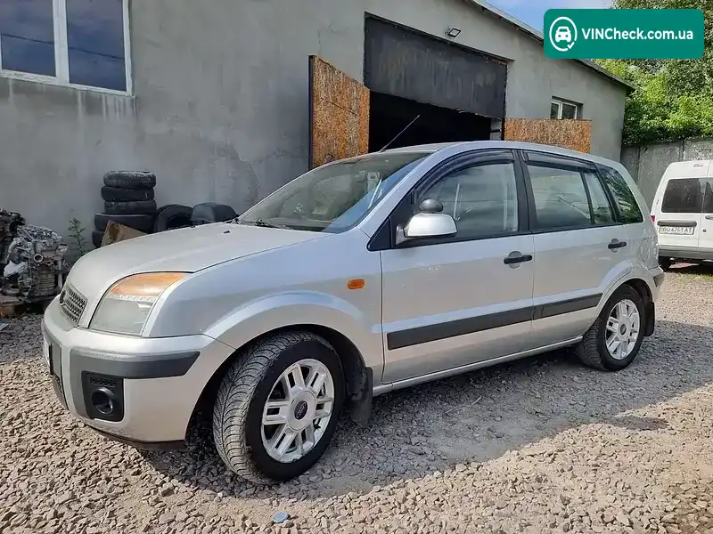 Ford Fusion 2008, фото з оголошення 2 з 20, VIN WF0UXXGAJU8G09604