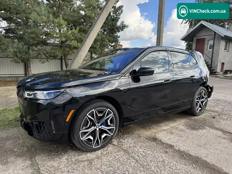 BMW iX 2023, фото з оголошення 1 з 16, VIN WB523CF01PCM78912
