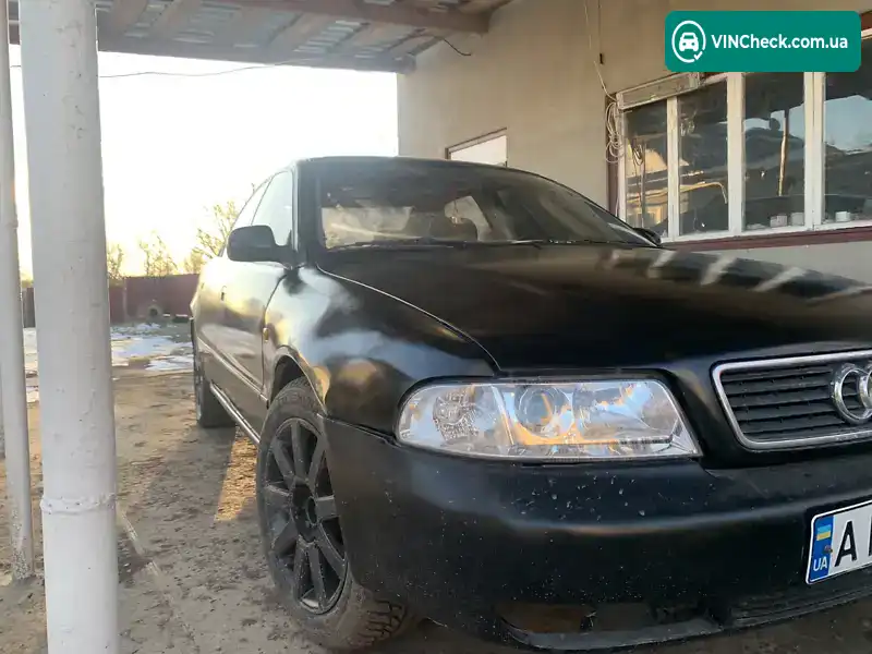 Audi A4 1995, фото з оголошення 2 з 11, VIN WAUZZZ8DZTA033163