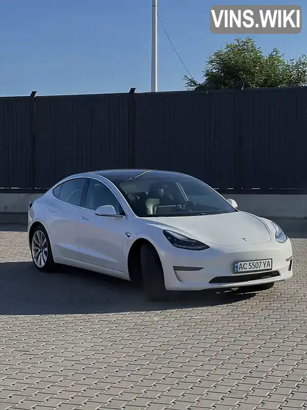 Tesla Model 3 2019, фото з оголошення 1 з 21, VIN 5YJ3E7EB8KF335531