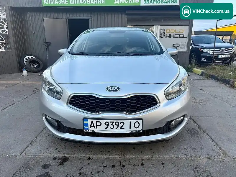 Kia Ceed 2012, фото з оголошення 1 з 15, VIN U5YHM515ADL014772