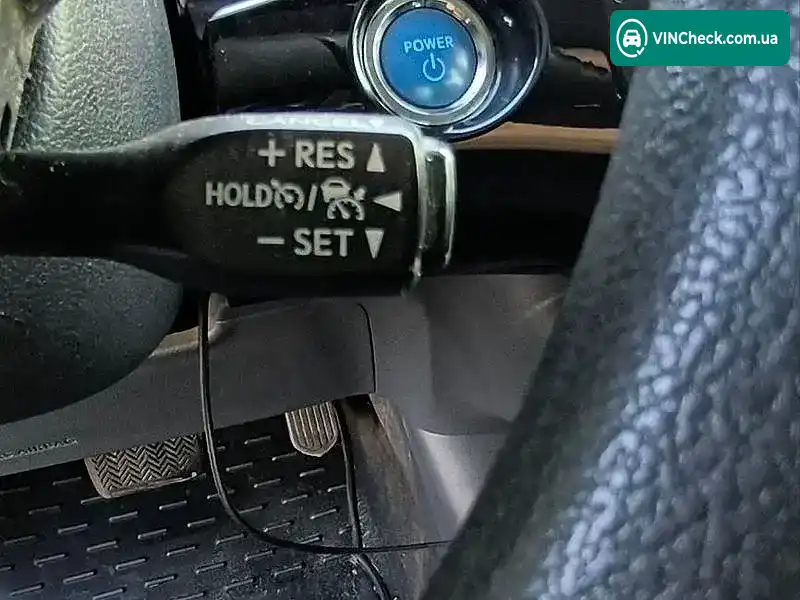 Toyota Prius 2017, фото з оголошення 1 з 15, VIN JTDKARFU0H3052078