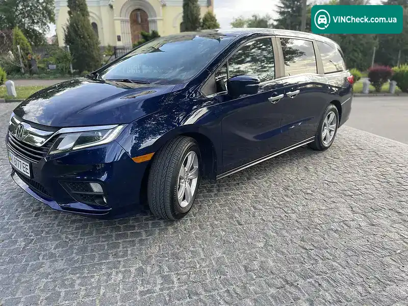 Honda Odyssey 2020, фото з оголошення 2 з 20, VIN 5FNRL6H56LB053440