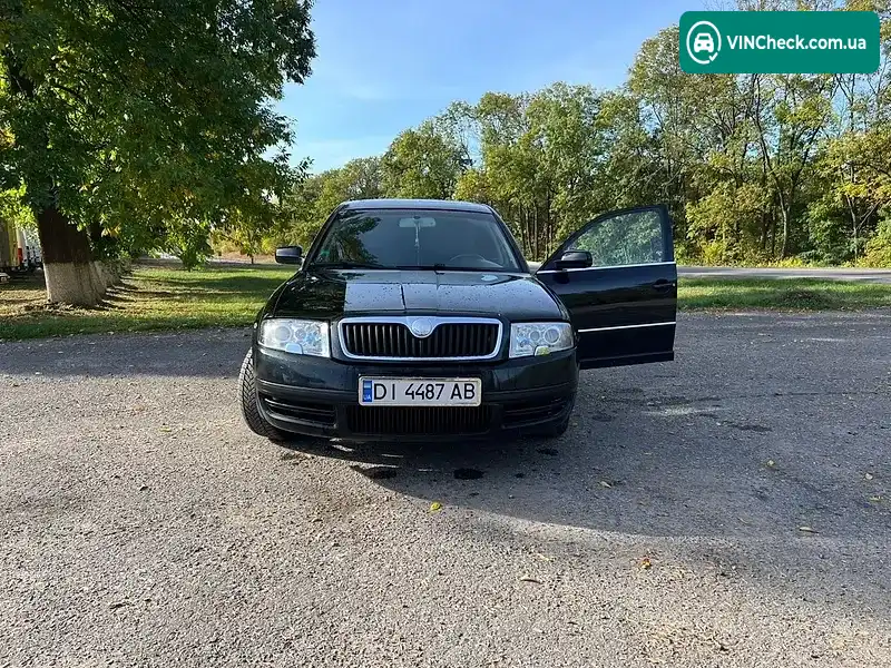 Skoda Superb 2005, фото з оголошення 1 з 17, VIN TMBBU63U359092870