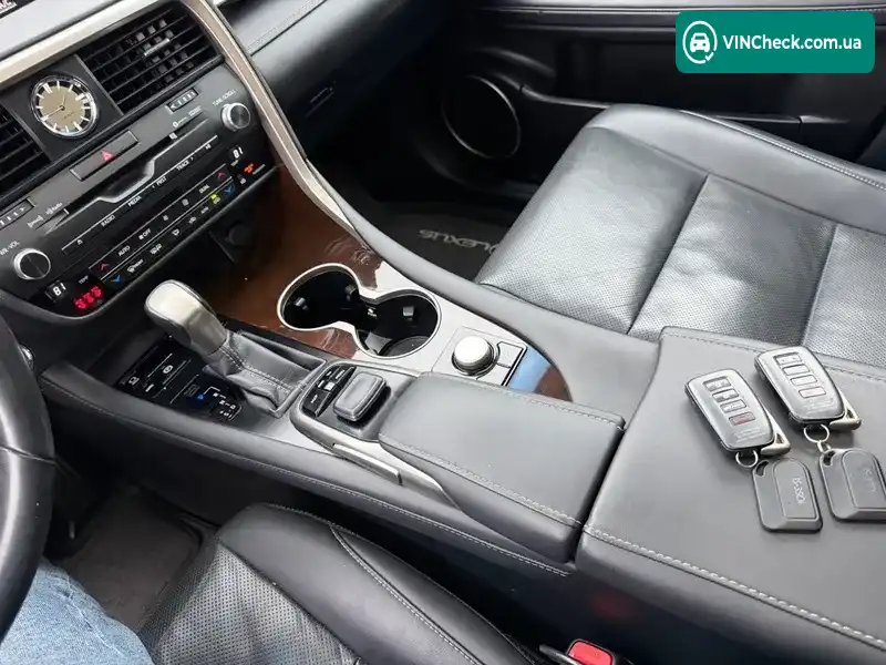 Lexus RX 2019, фото з оголошення 1 з 20, VIN 2T2BZMCAXKC209471