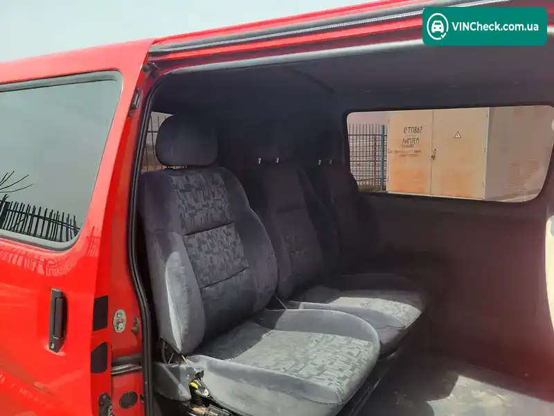 Toyota Hiace 2004, фото з оголошення 2 з 20, VIN JT121JK1100018120