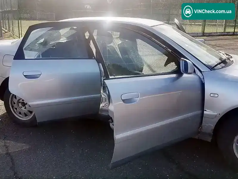 Audi A4 1999, фото з оголошення 1 з 12, VIN WAUZZZ8DZXA299194
