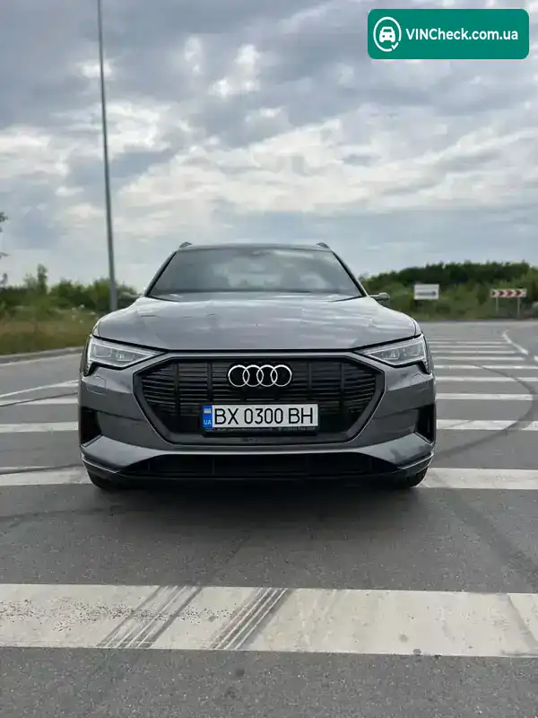 Audi e-tron 2020, фото з оголошення 1 з 20, VIN WAUZZZGE9LB032597