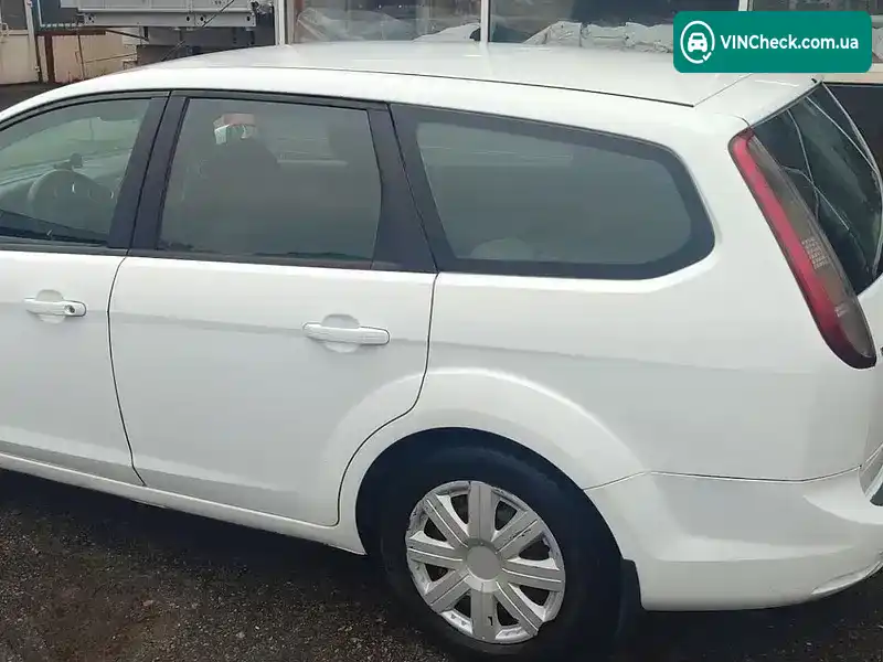Ford Focus 2009, фото з оголошення 1 з 8, VIN WF0SXXGCDS9U78704