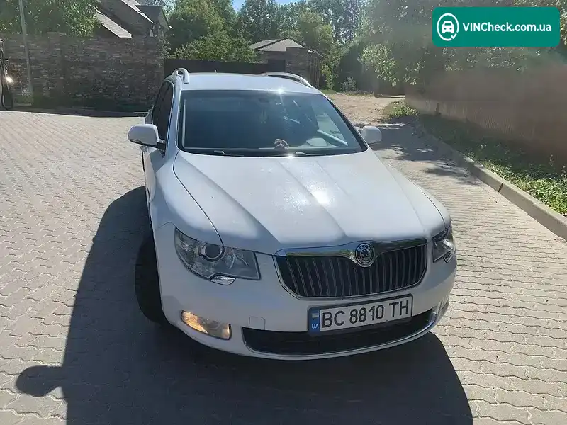 Skoda Superb 2011, фото з оголошення 1 з 11, VIN TMBJF73T2B9058885