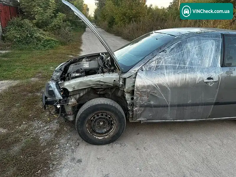SEAT Cordoba 2003, фото з оголошення 2 з 11, VIN VSSZZZ6LZ3R161210