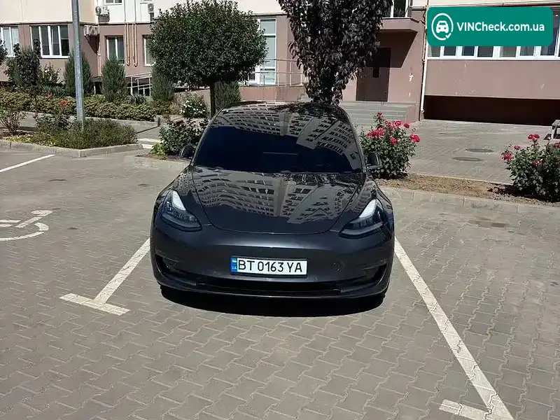 Tesla Model 3 2018, фото з оголошення 2 з 20, VIN 5YJ3E1EA8JF025866