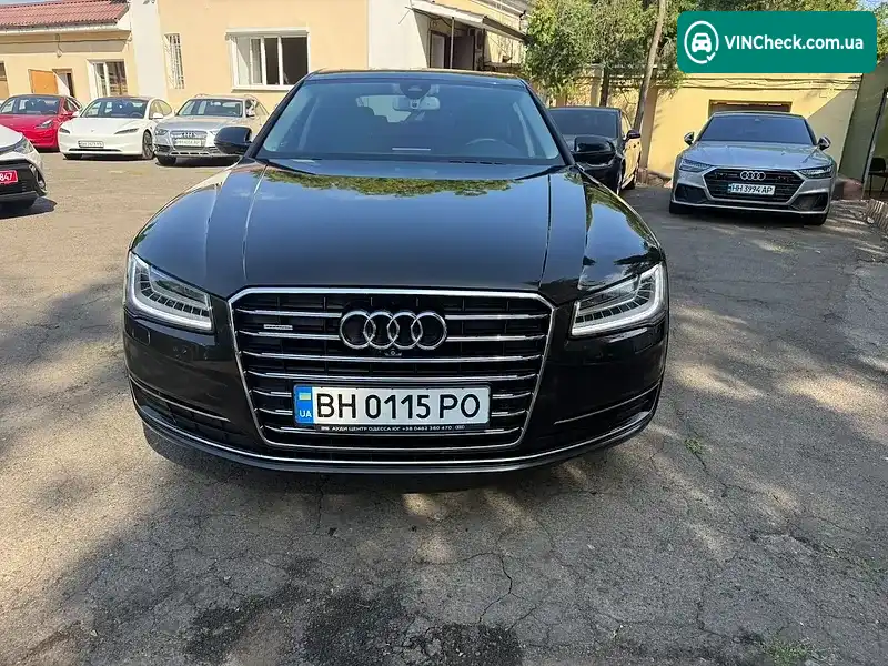 Audi A8 2017, фото з оголошення 2 з 20, VIN WAUZZZ4H1HN011926