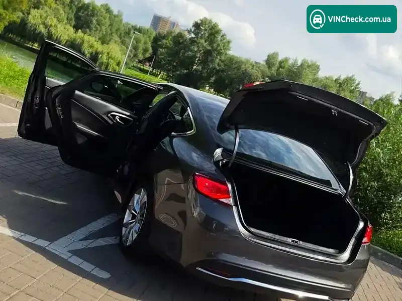 Chrysler 200 2016, фото з оголошення 2 з 16, VIN 1C3CCCAB4HN505046