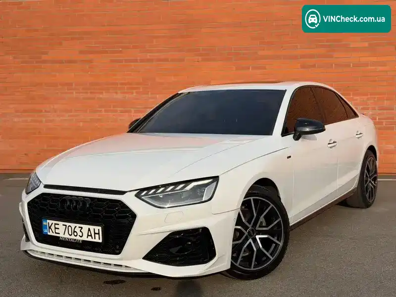 Audi A4 2021, фото з оголошення 2 з 21, VIN WAUABAF42MN010114