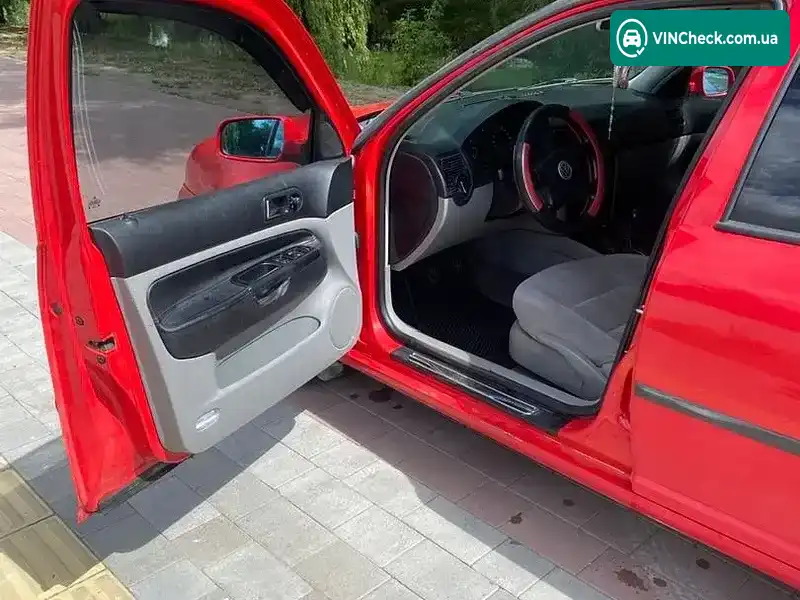 Volkswagen Golf 1999, фото з оголошення 2 з 9, VIN WVWZZZ1JZYW230224