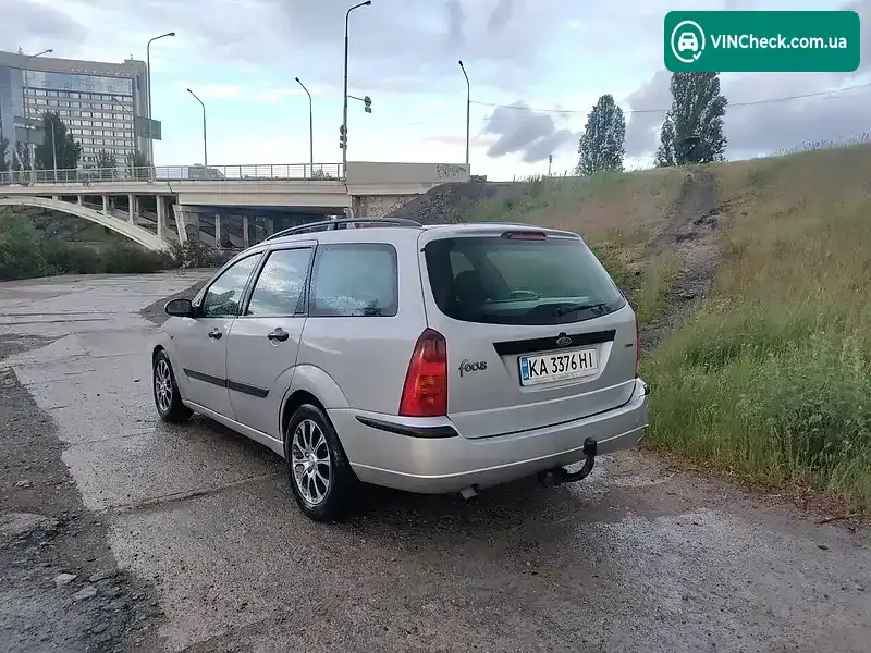 Ford Focus 2004, фото з оголошення 2 з 19, VIN WF0NXXGCDN4C37206