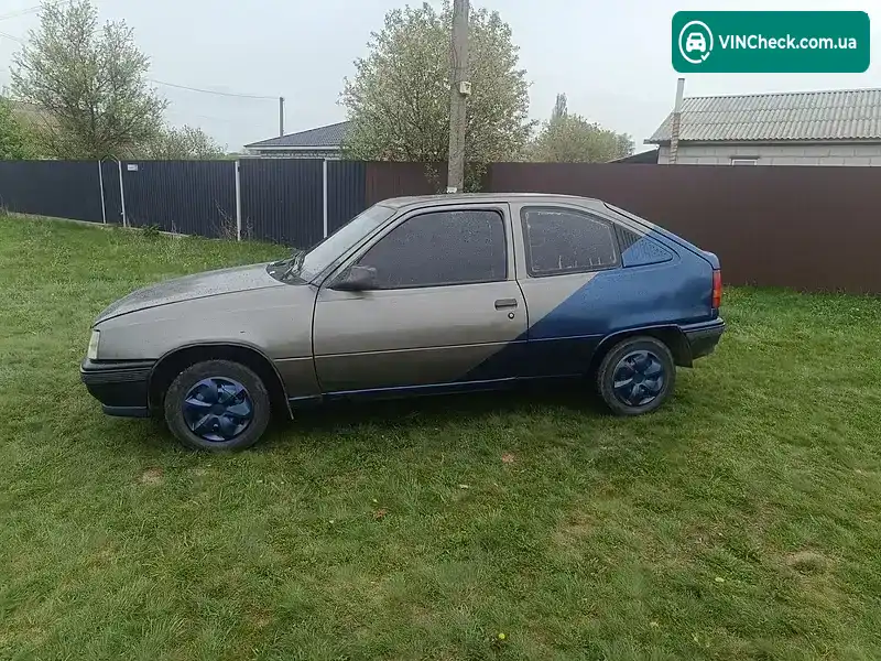 Opel Kadett 1987, фото з оголошення 2 з 13, VIN W0L000043H5254914
