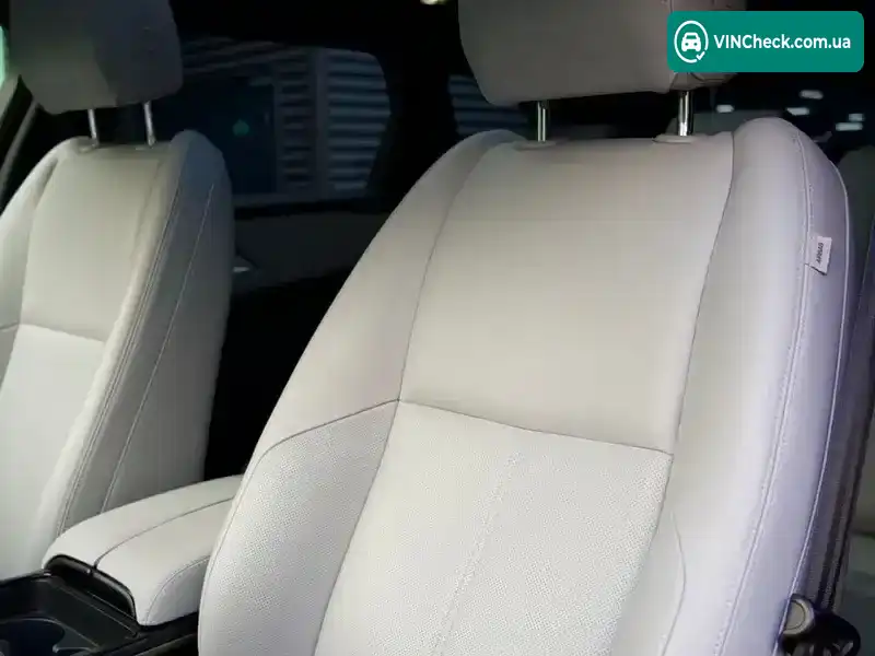 Land Rover Range Rover Velar 2023, фото з оголошення 2 з 20, VIN SALYA2BX5RA386114