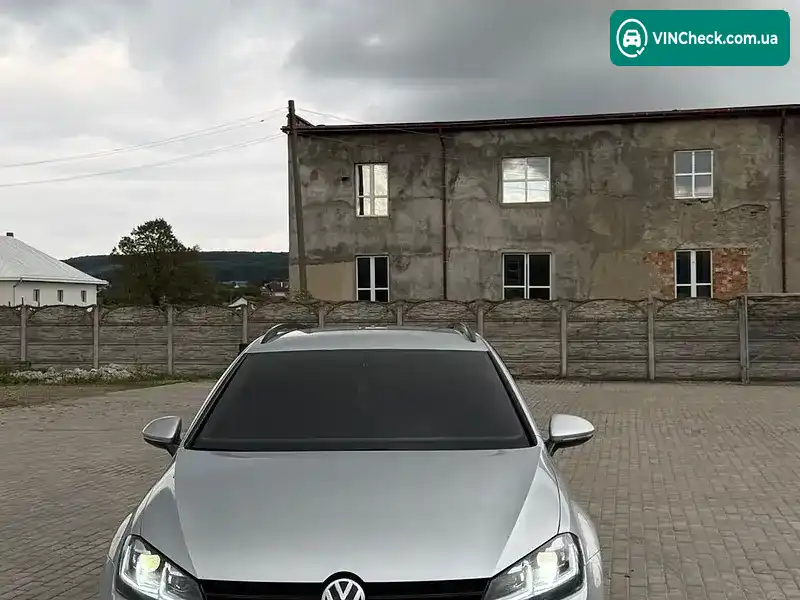 Volkswagen Golf 2013, фото з оголошення 1 з 10, VIN WVWZZZAUZEP532971