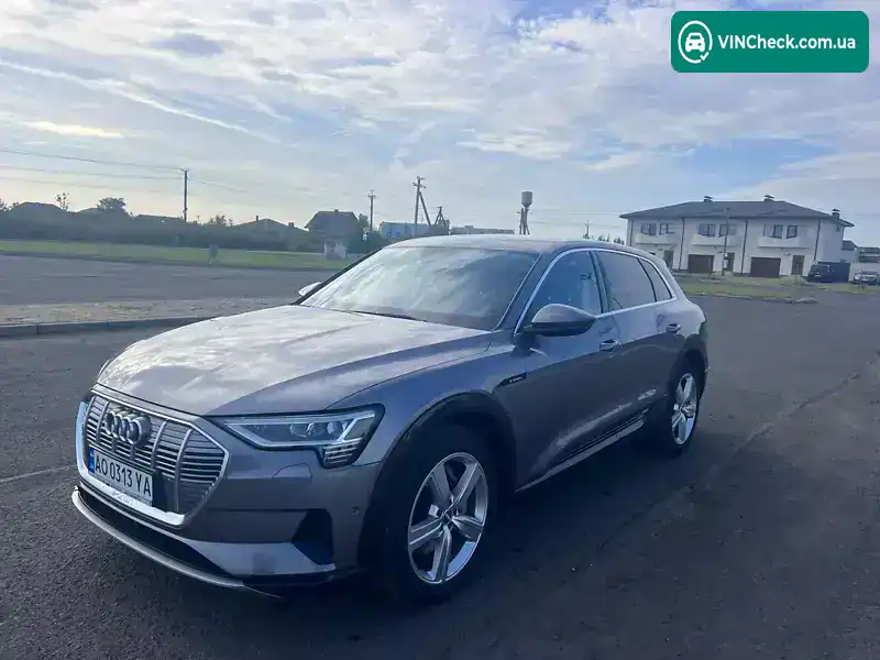 Audi e-tron 2019, фото з оголошення 2 з 20, VIN WAUZZZGE0KB014195