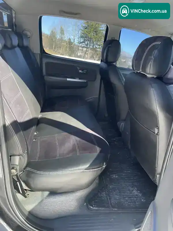 Toyota Hilux 2013, фото з оголошення 2 з 13, VIN MR0FR29G501028481