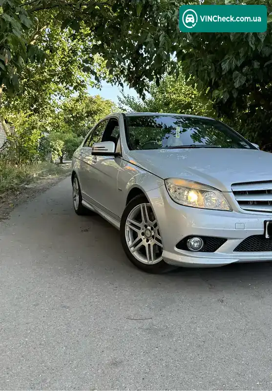 Mercedes-Benz C-Class 2010, фото з оголошення 1 з 18, VIN WDD2040252A384563