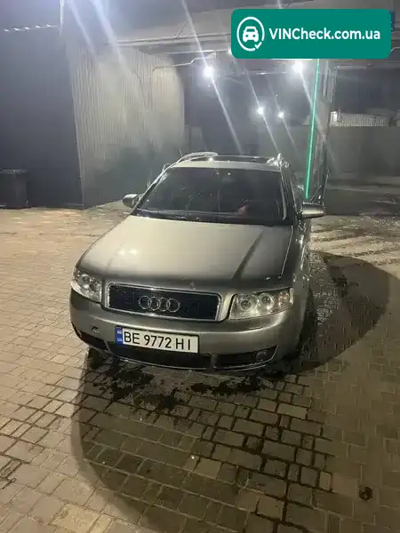 Audi A4 2002, фото з оголошення 1 з 12, VIN WAUZZZ8E92A206039