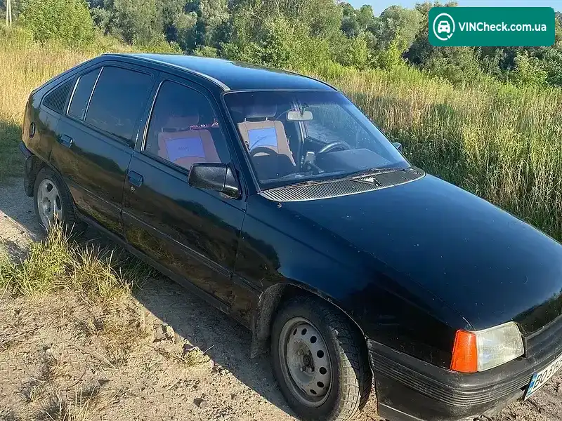 Opel Kadett 1987, фото з оголошення 2 з 9, VIN W0L000034H2595676