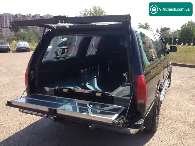 Chevrolet Suburban 1997, фото з оголошення 1 з 6, VIN 3GCFK16R8VG135410