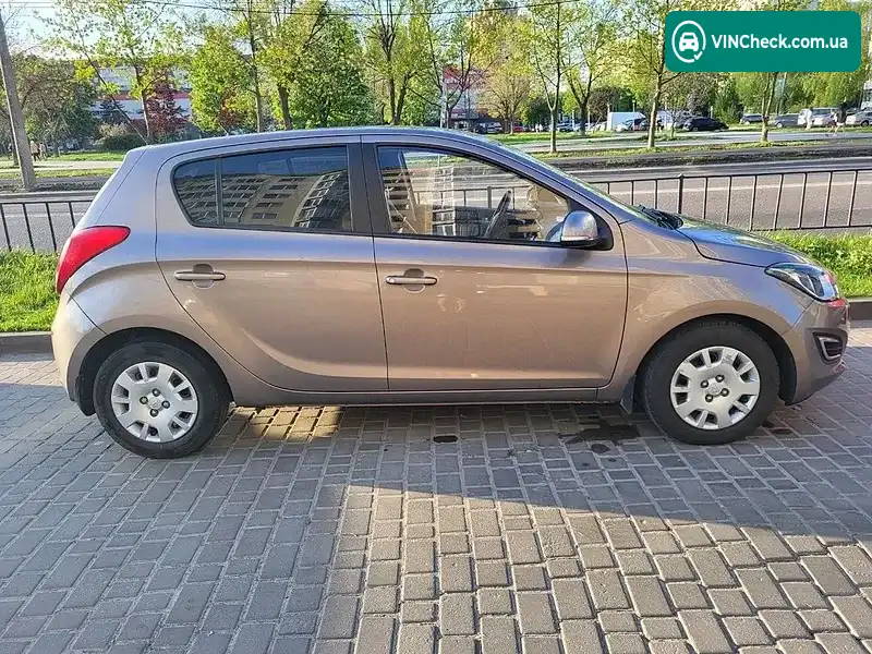 Hyundai i20 2014, фото з оголошення 2 з 13, VIN MALBA51RAEM619899
