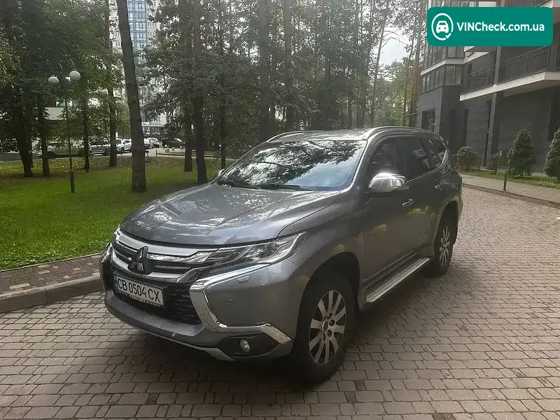 Mitsubishi Pajero Sport 2017, фото з оголошення 2 з 18, VIN MMCGUKS10HHZ00983