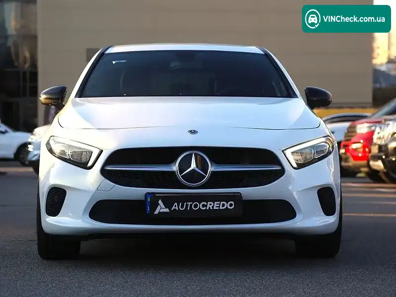 Mercedes-Benz A-Class 2018, фото з оголошення 2 з 20, VIN WDD3F4EB2KJ032514