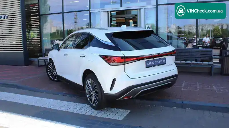 Lexus RX 2023, фото з оголошення 2 з 12, VIN JTJCNBJA102021135