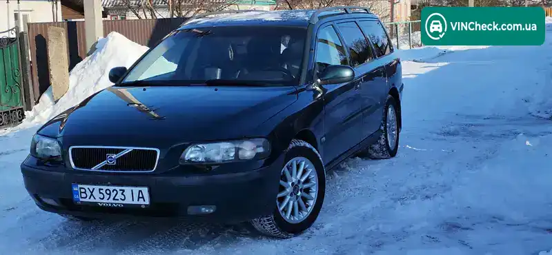 Volvo V70 2000, фото з оголошення 2 з 21, VIN YV1SW58K311033813