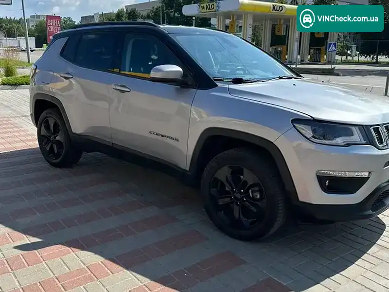 Jeep Compass 2018, фото з оголошення 2 з 9, VIN 3C4NJDBB2JT395425