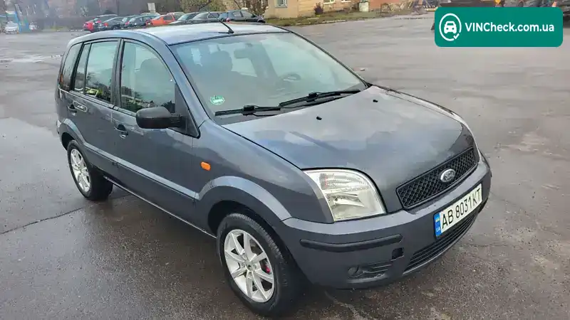 Ford Fusion 2004, фото з оголошення 2 з 16, VIN WF0UXXGAJU4C34101