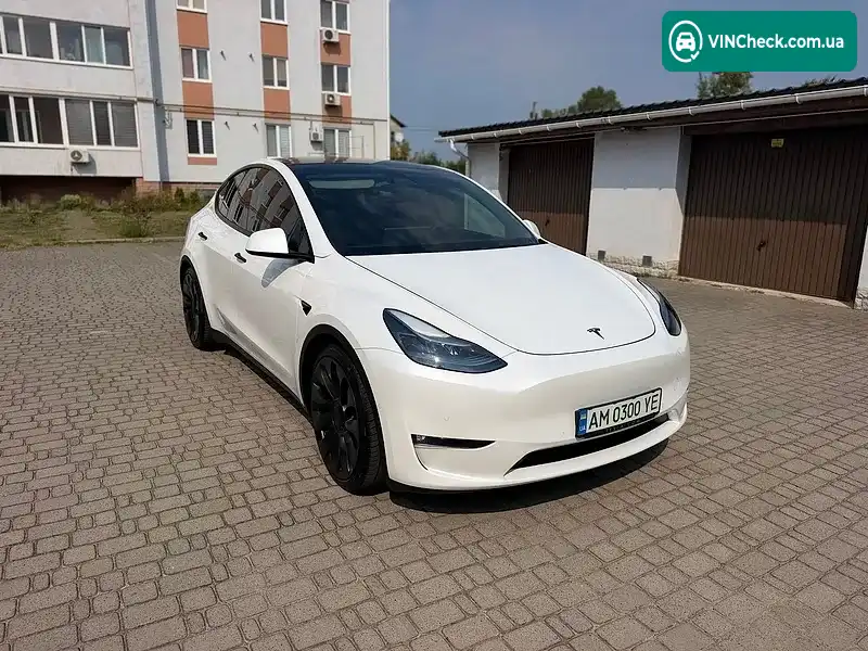 Tesla Model Y 2022, фото з оголошення 2 з 20, VIN 7SAYGDEF1NF410577