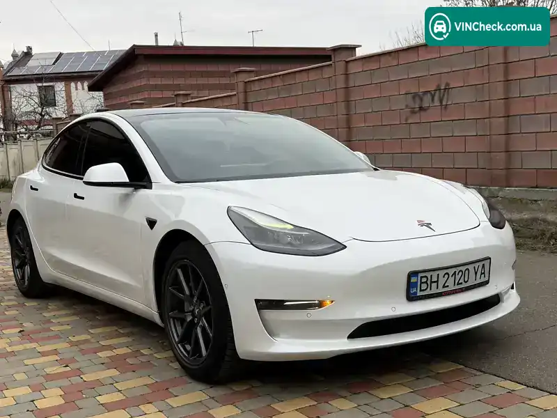 Tesla Model 3 2020, фото з оголошення 1 з 10, VIN 5YJ3E1EA9MF867765
