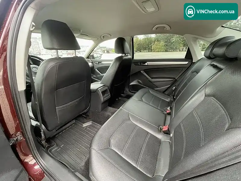Volkswagen Passat 2014, фото з оголошення 2 з 17, VIN 1VWAT7A36EC065628