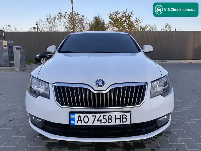 Skoda Superb 2015, фото з оголошення 1 з 20, VIN TMBAE73T0F9037364