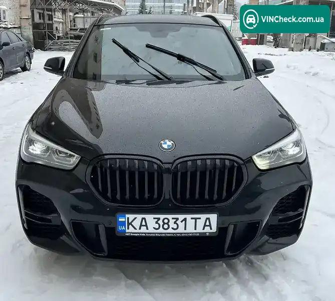 BMW X1 2022, фото з оголошення 2 з 21, VIN WBA11AD0005V02900