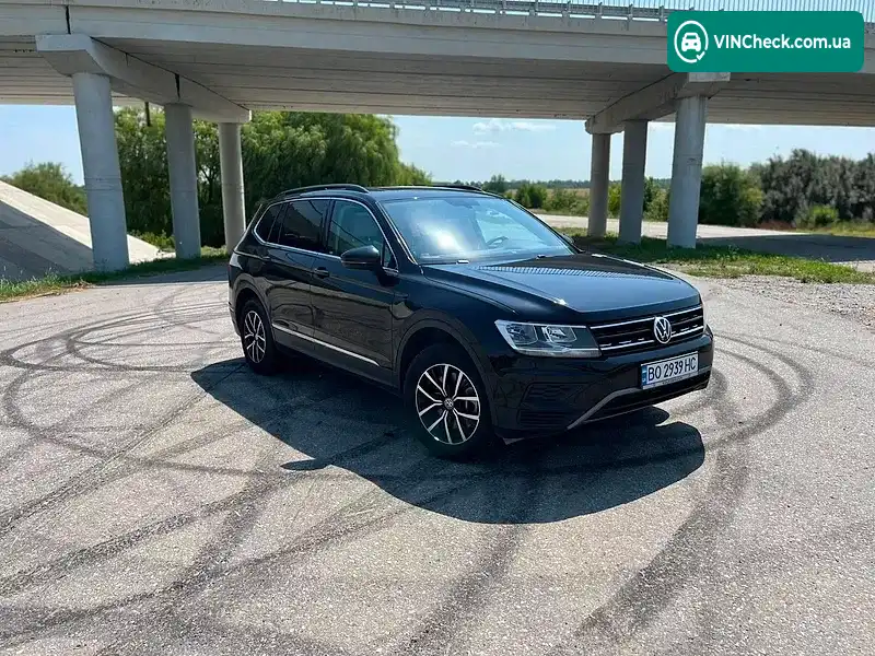 Volkswagen Tiguan 2020, фото з оголошення 1 з 20, VIN 3VV3B7AX8MM024773