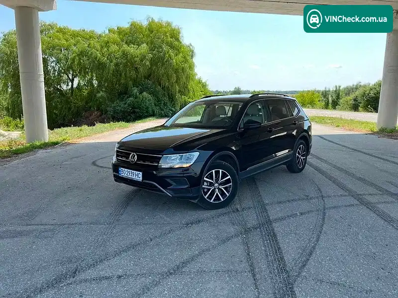 Volkswagen Tiguan 2020, фото з оголошення 2 з 20, VIN 3VV3B7AX8MM024773