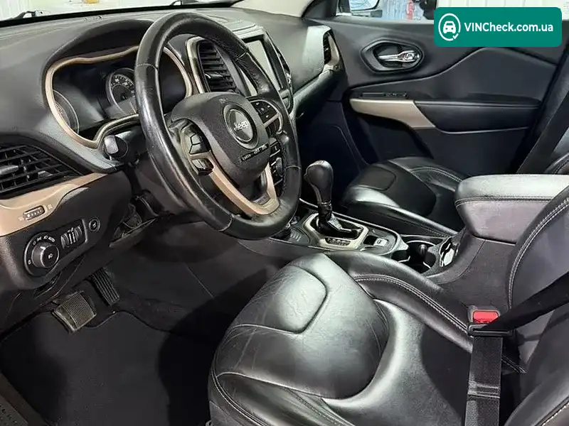 Jeep Cherokee 2017, фото з оголошення 2 з 20, VIN 1C4PJMDB9JD585637