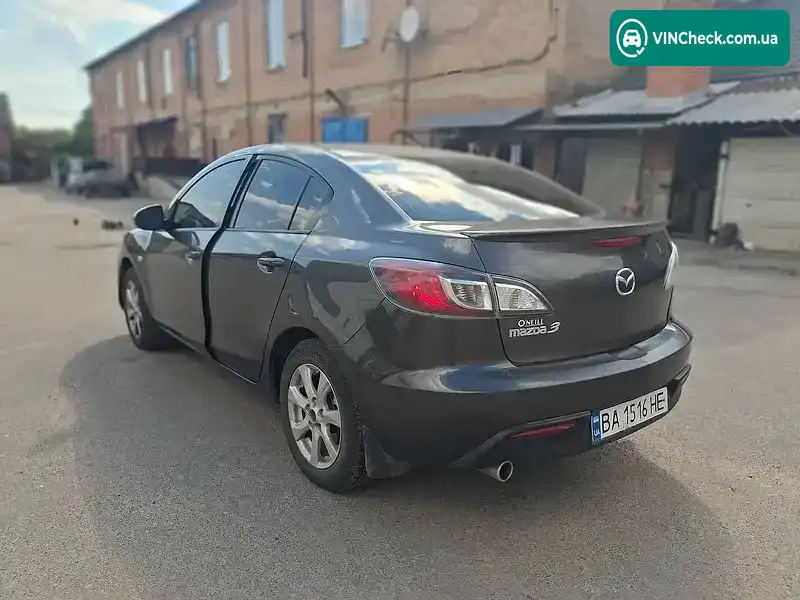 Mazda 3 2010, фото з оголошення 2 з 11, VIN JM1BL1VF1B1410466
