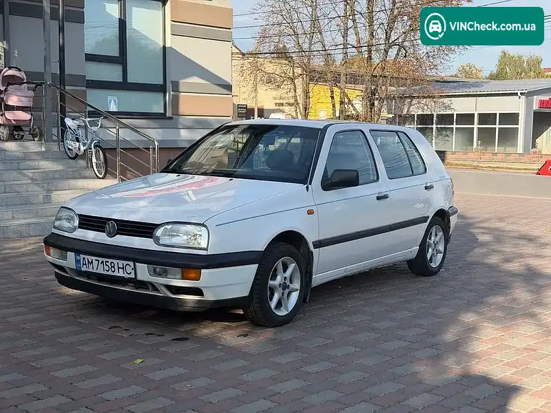 Volkswagen Golf 1996, фото з оголошення 1 з 8, VIN WVWZZZ1HZTP309993